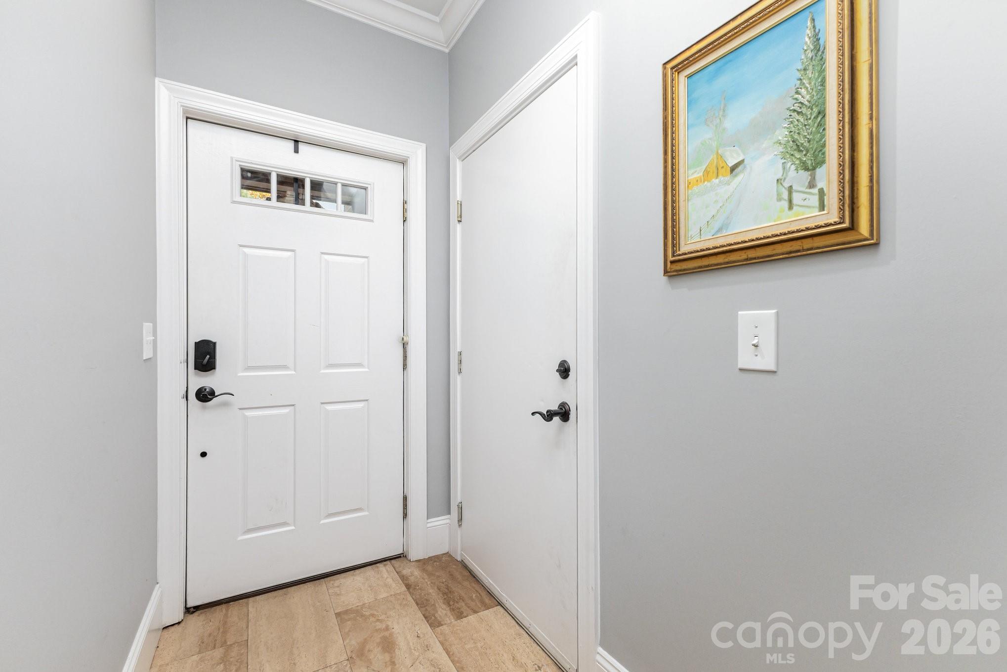 239 N Dotger Avenue N F-7