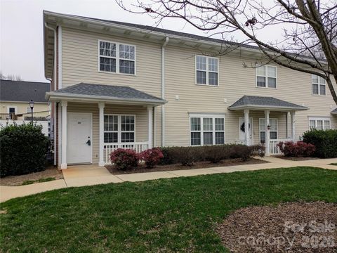 917 Shearer Street 20 Davidson NC 28036