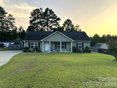 Photo of 5071 Sedgefield Drive, Lancaster, SC 29720 (MLS # 4398451)