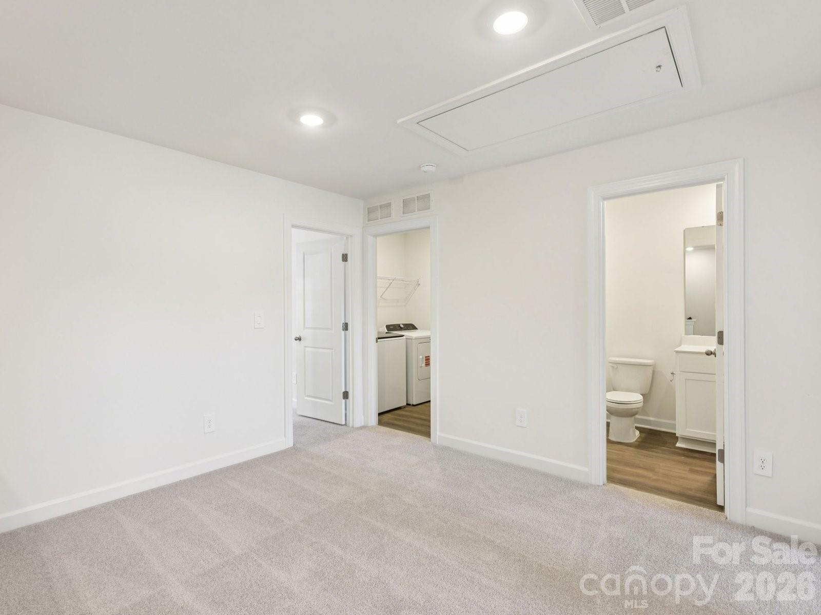 Rocky River Towns - Residential