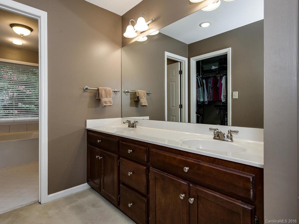 Bishops Ridge - Residential