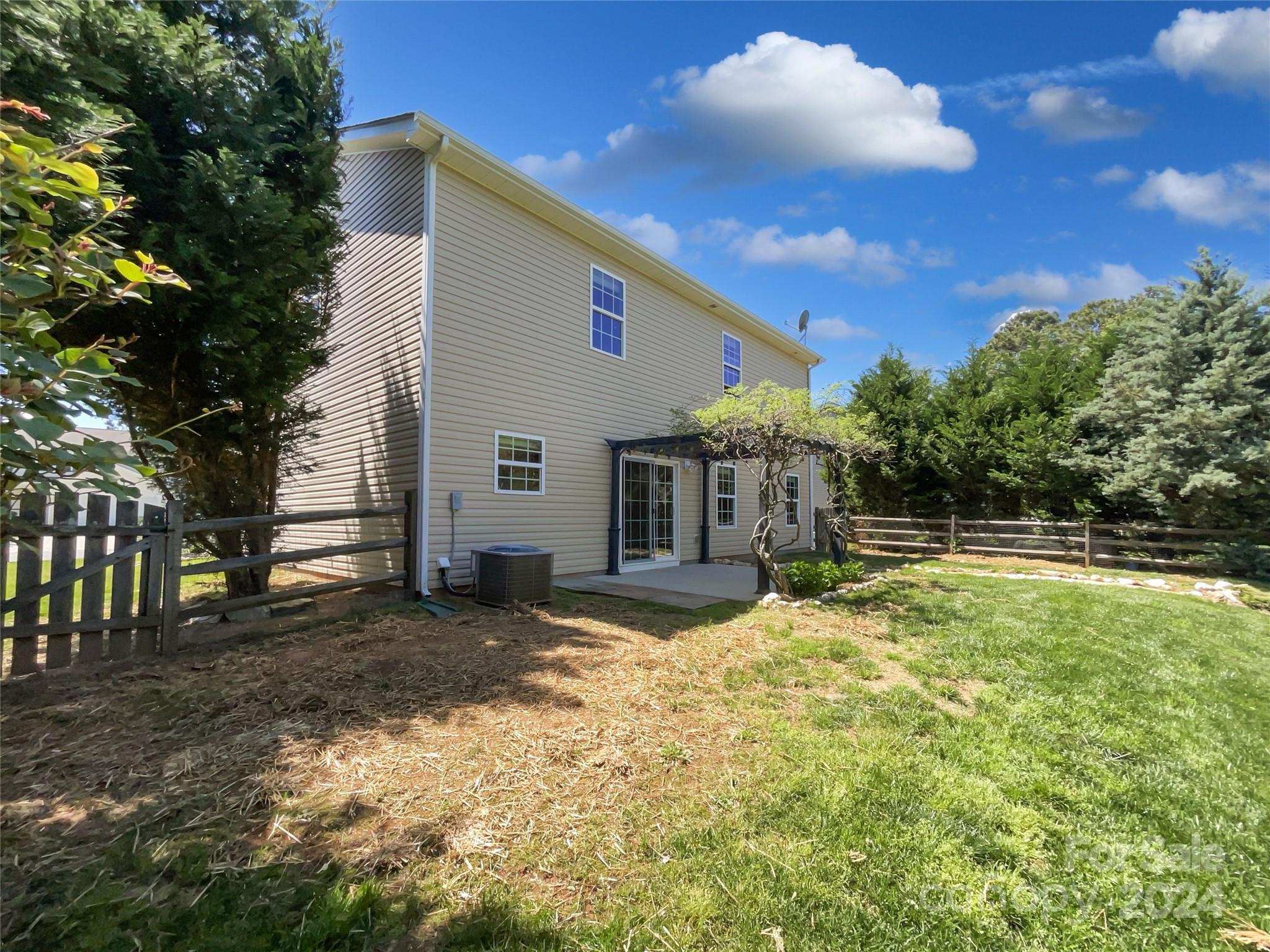 Highland Creek - Residential