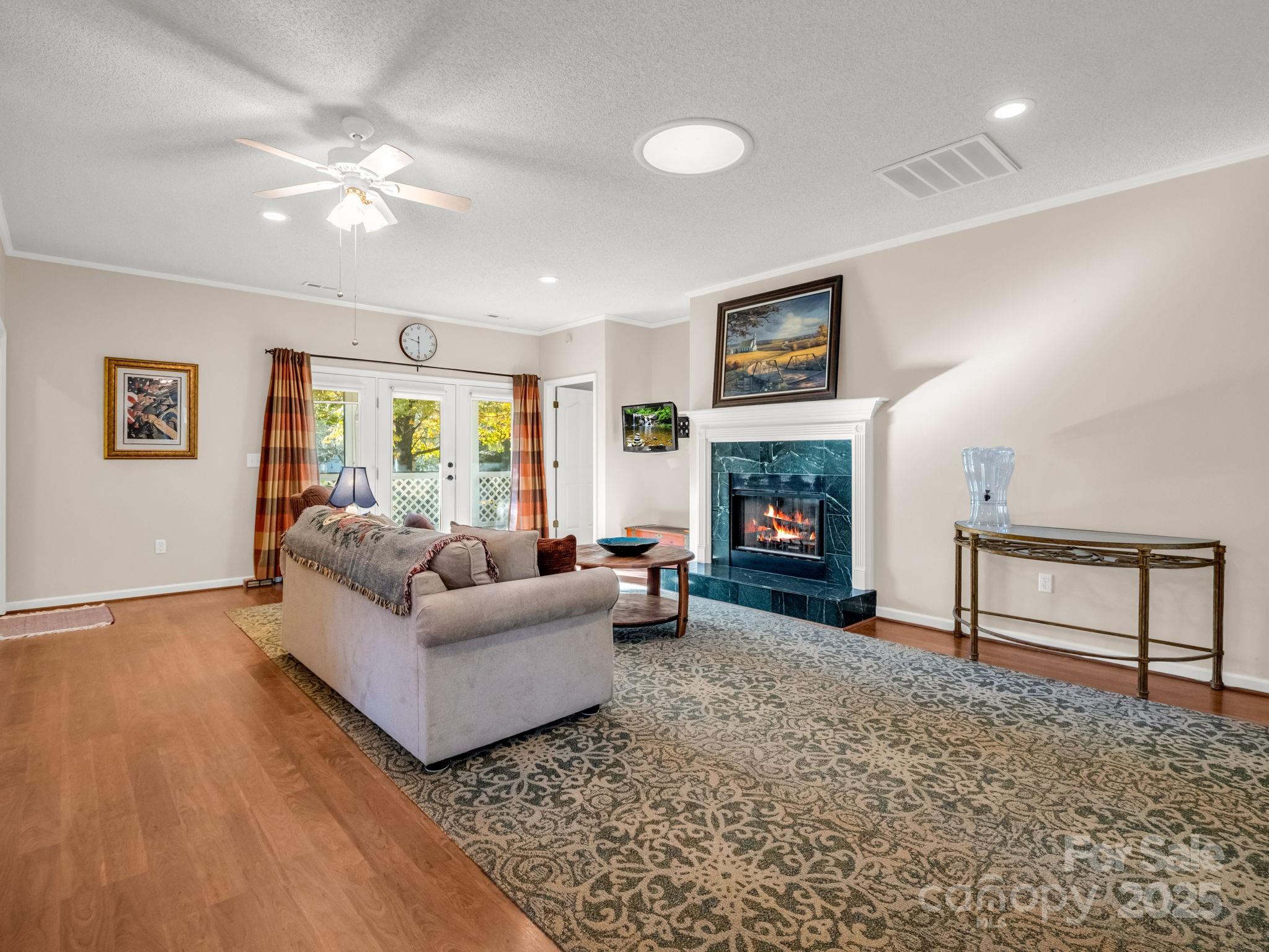 276 Cambridge Drive