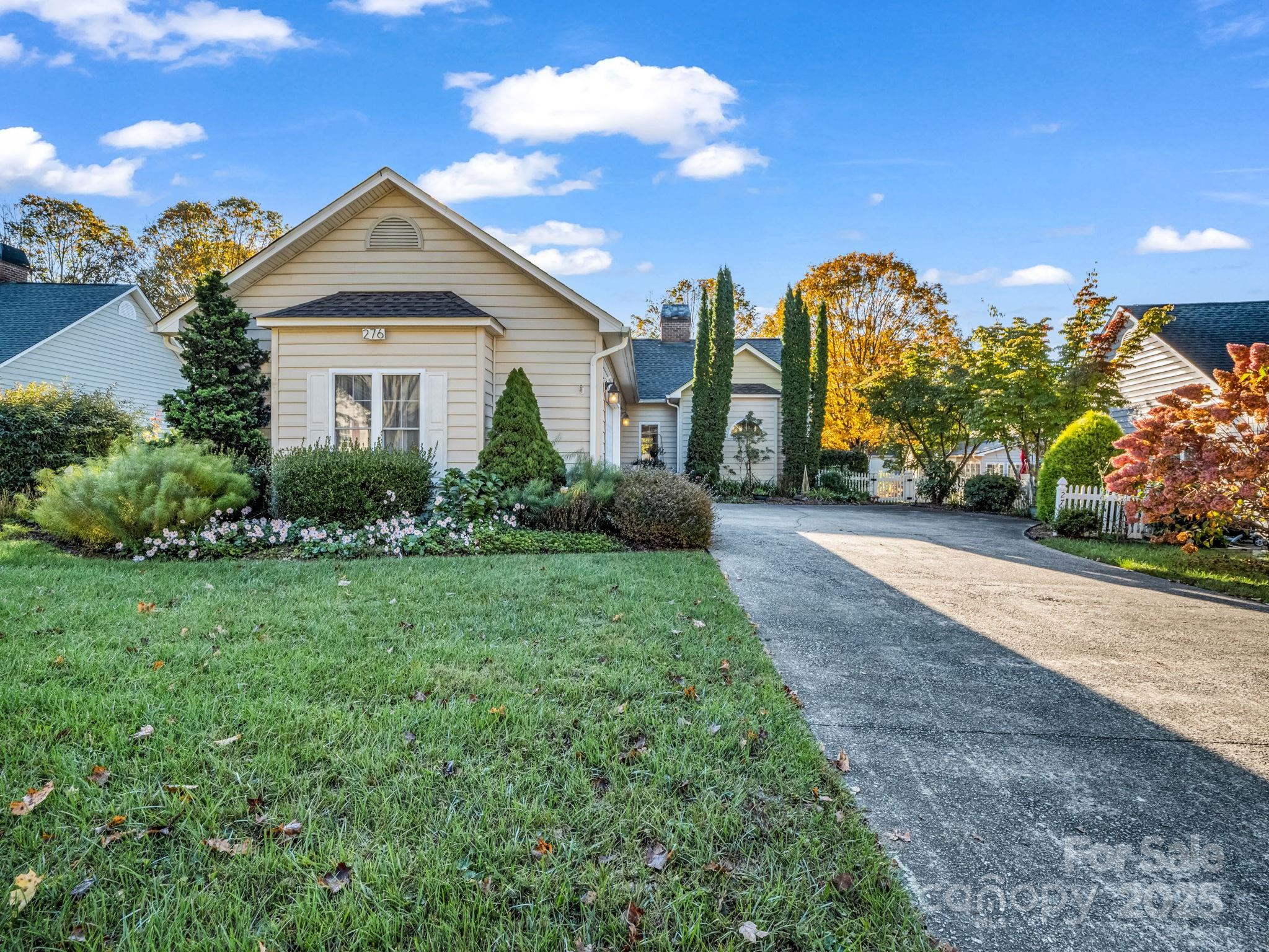276 Cambridge Drive