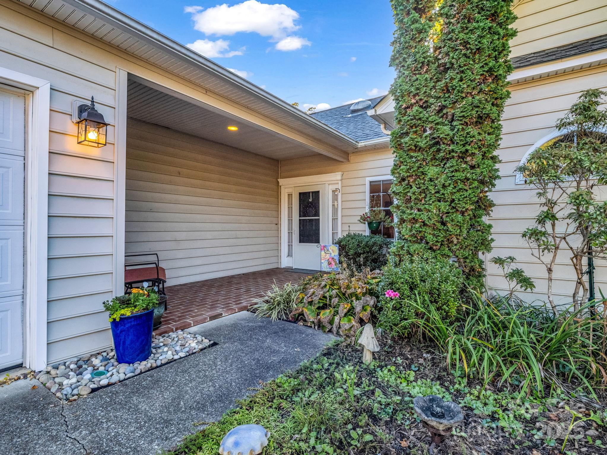 276 Cambridge Drive