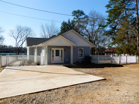 1120 Cedar Street Mount Holly NC 28120