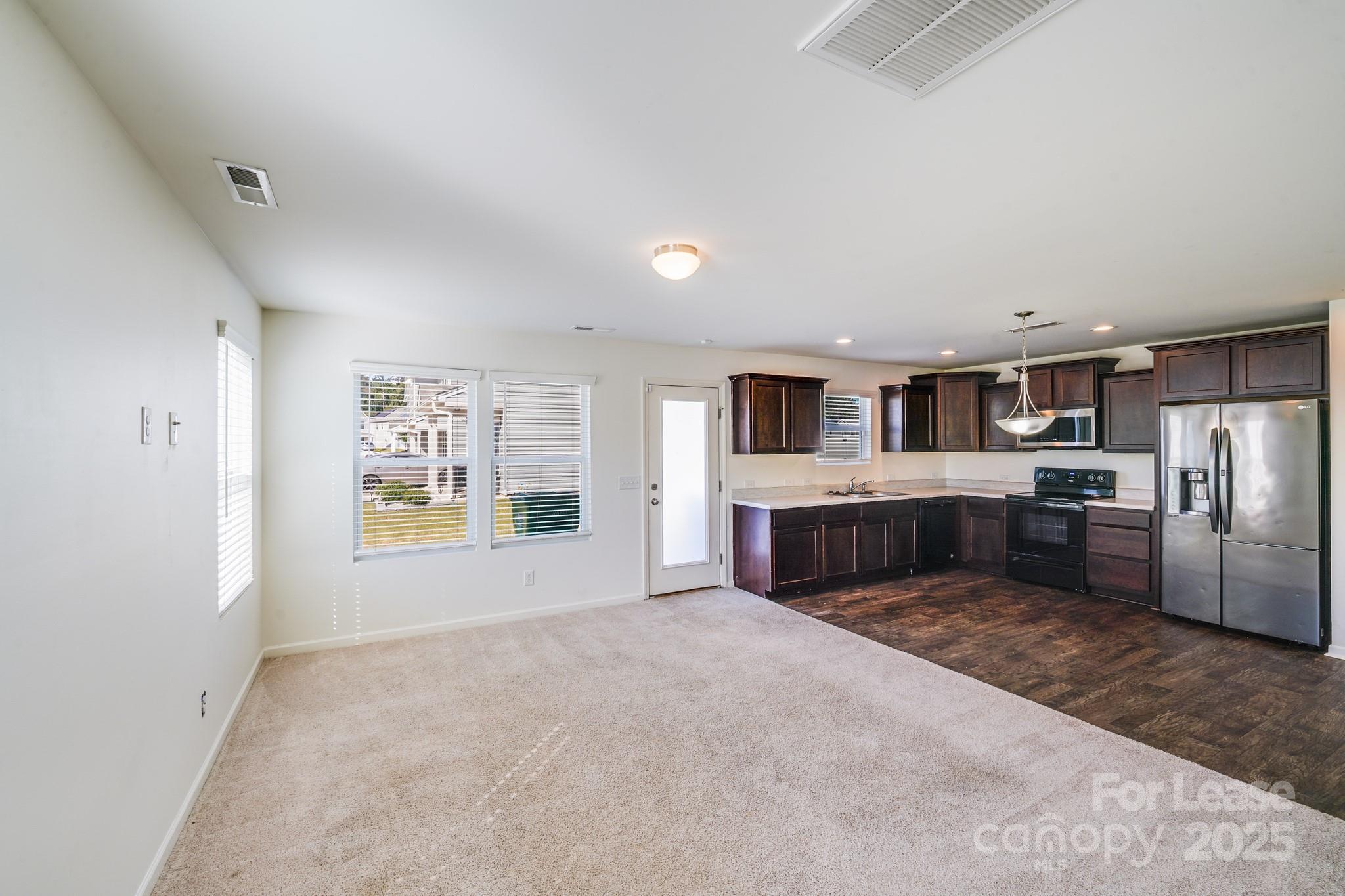 Fox Creek - Residential Lease