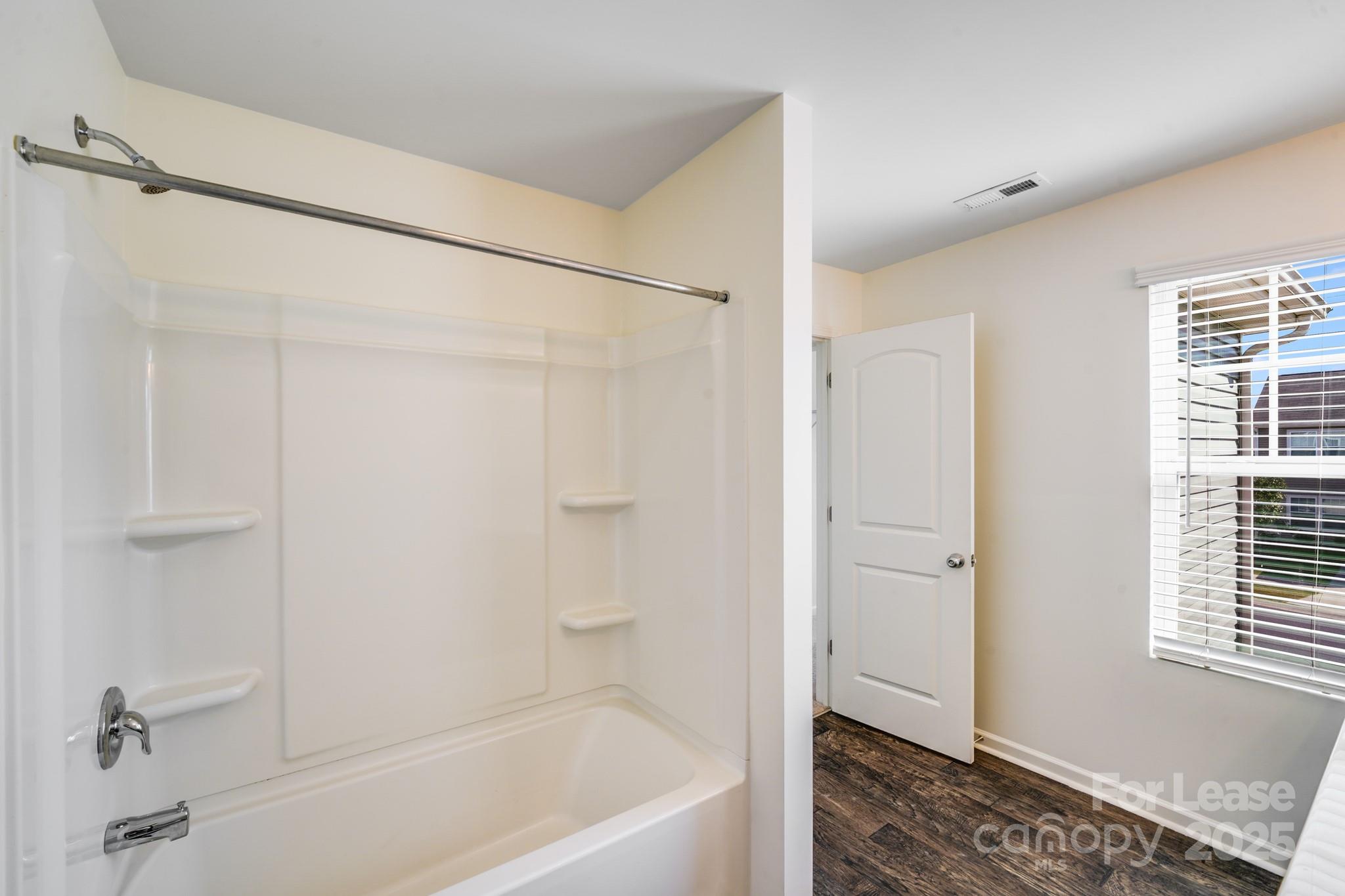 Fox Creek - Residential Lease