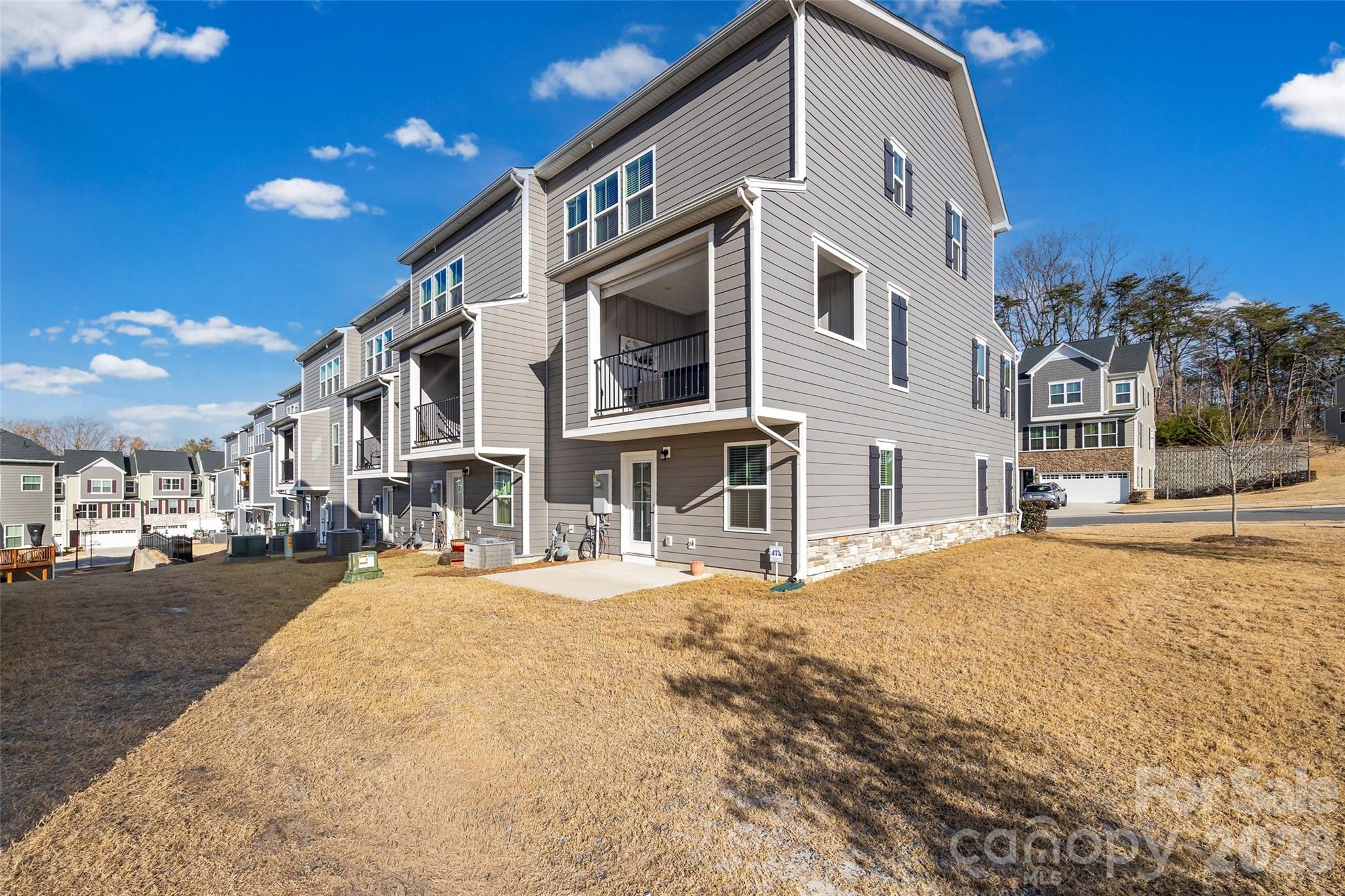 Trinity Townes - Residential