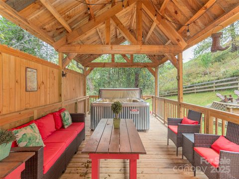 3838 Panther Creek Road Clyde NC 28721