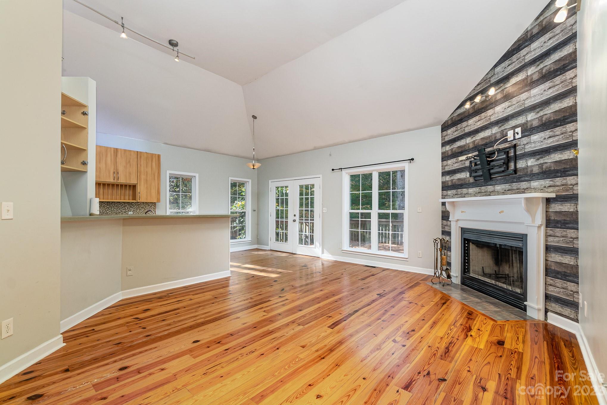 Meadow Glen - Residential
