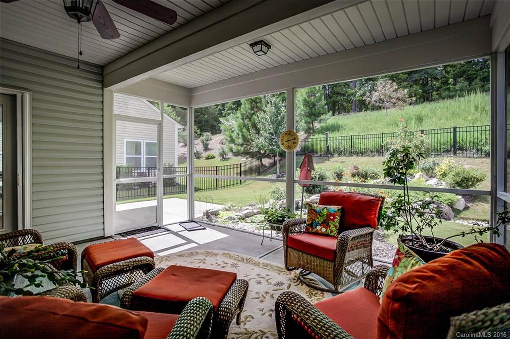 Lake Ridge - Residential