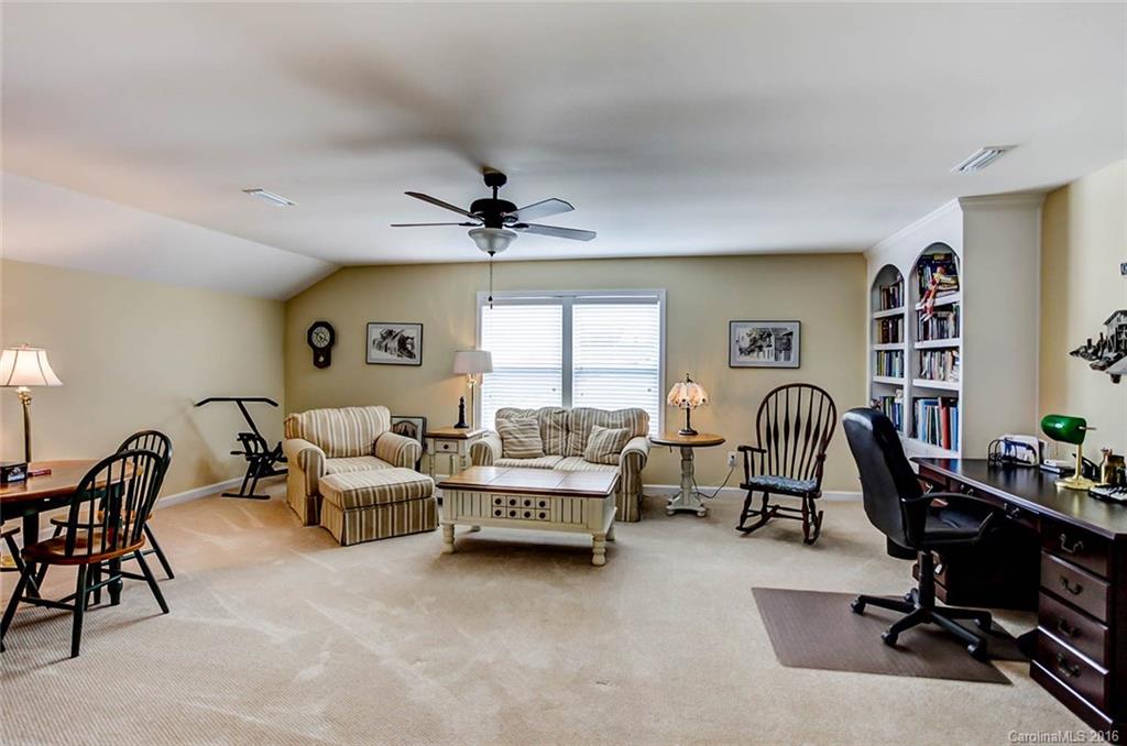 Lake Ridge - Residential