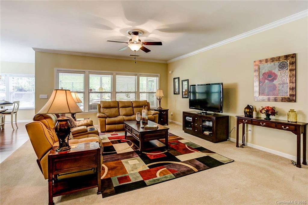 Lake Ridge - Residential