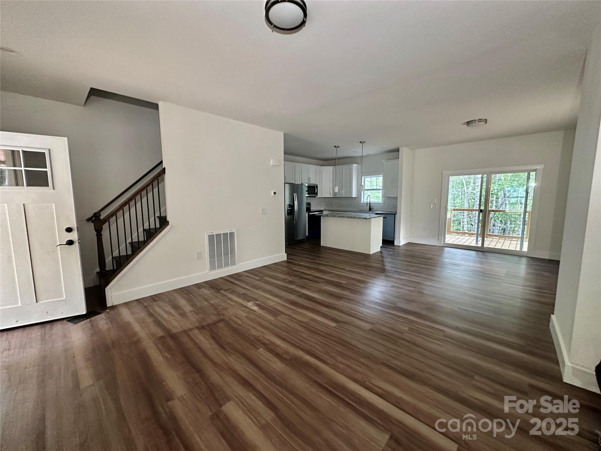 206 Cascade Ridge Road