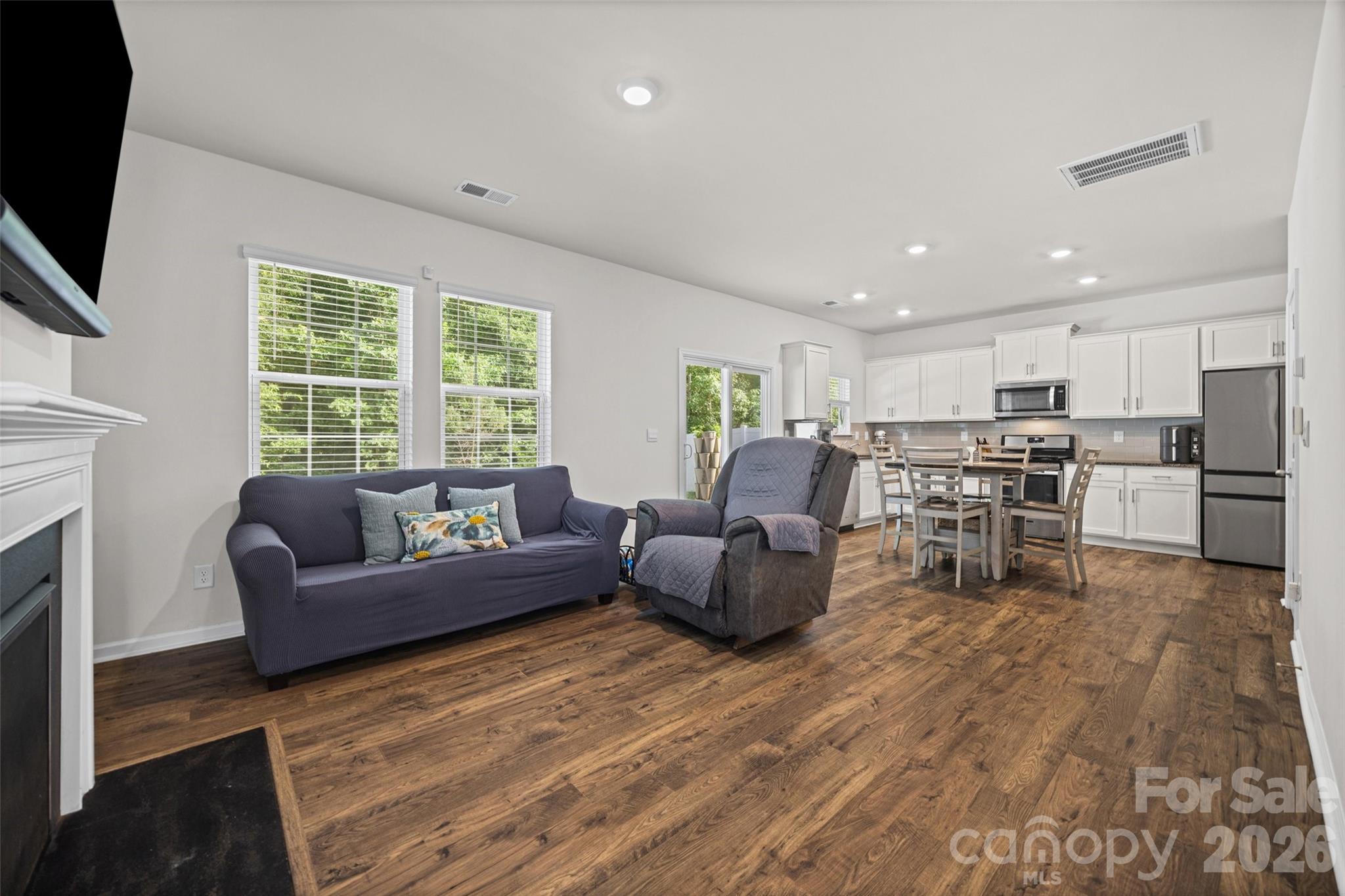 542 King Clover Lane
