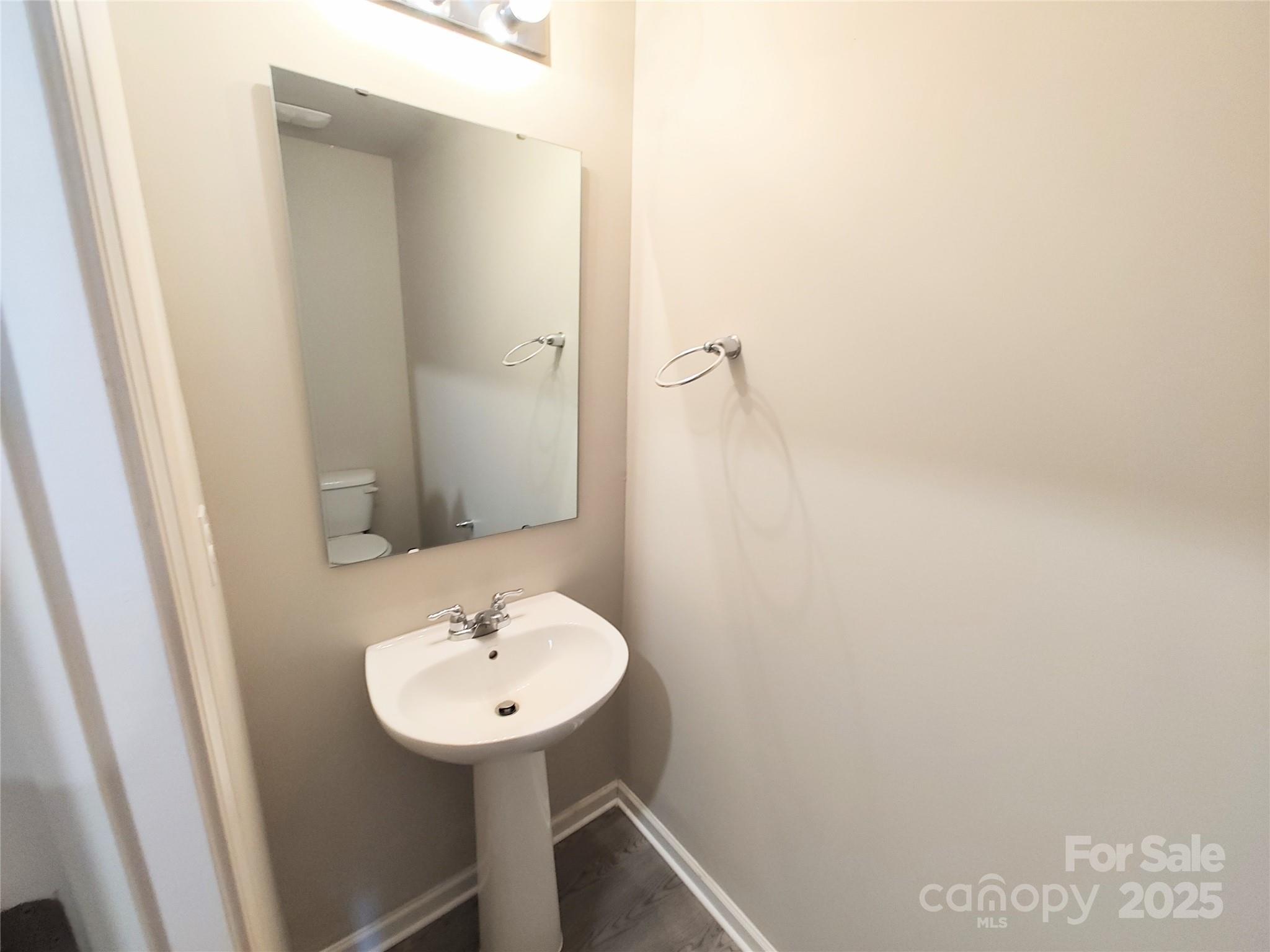 Ashton Manor - Residential