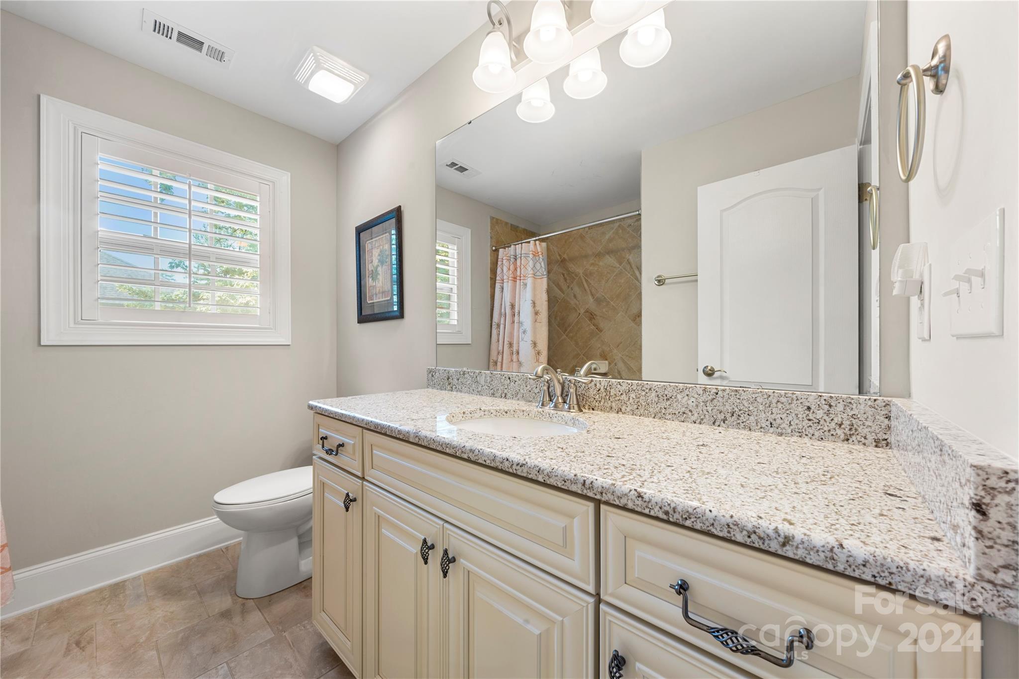 The Coves On River Oaks - Residential