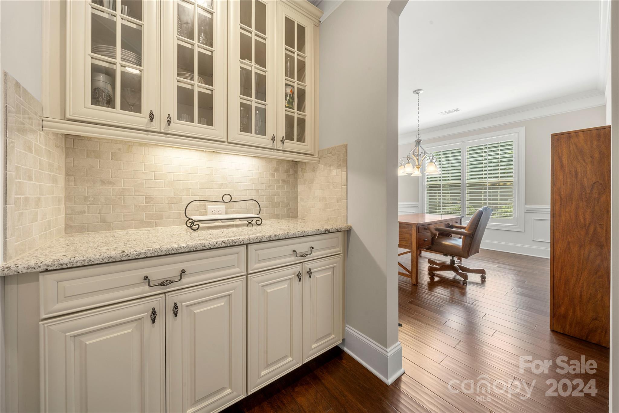 The Coves On River Oaks - Residential