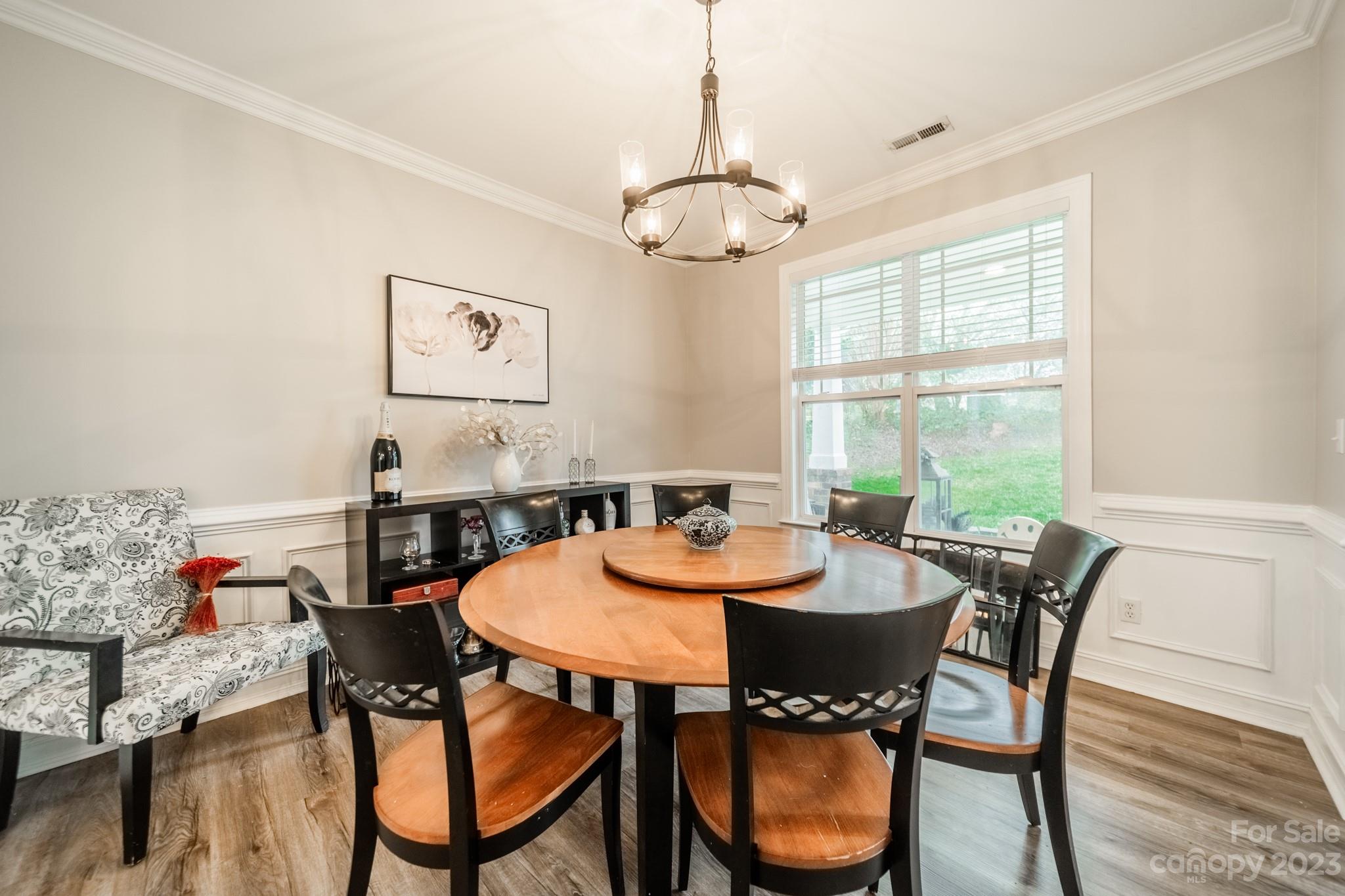 Mckenzie Place - Residential