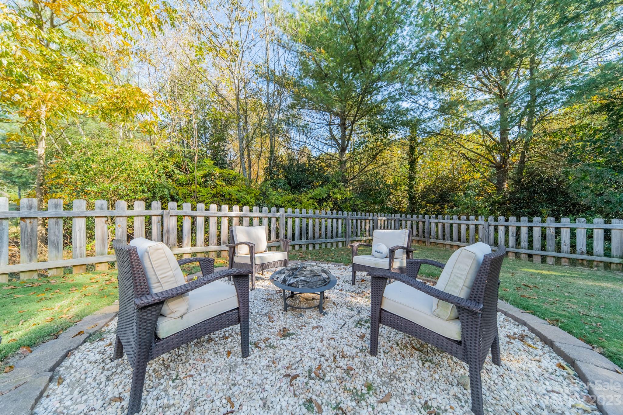 Mckenzie Place - Residential