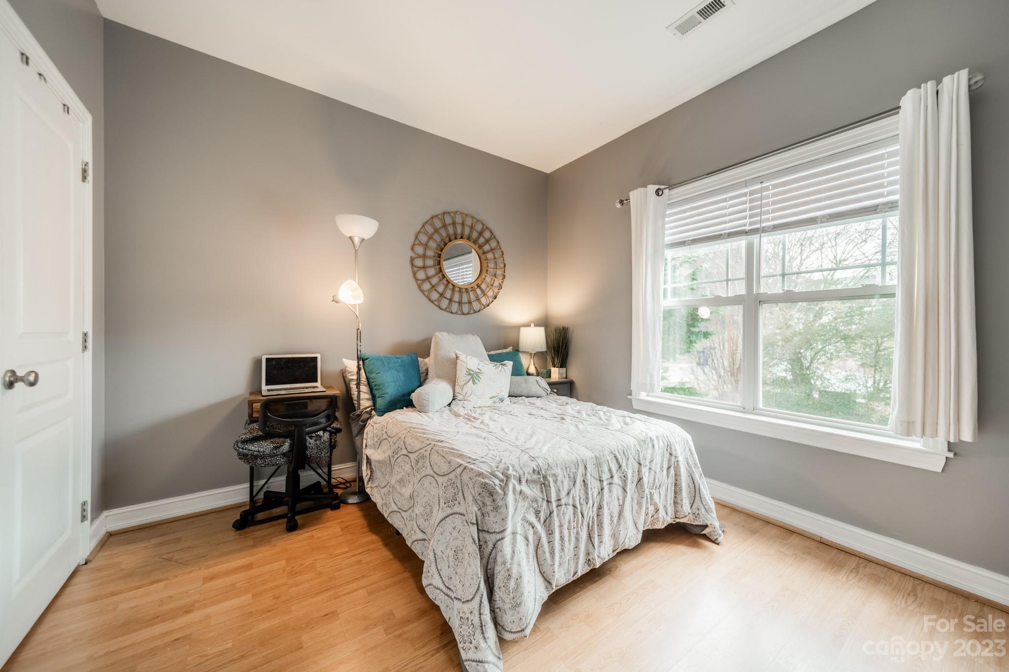 Mckenzie Place - Residential