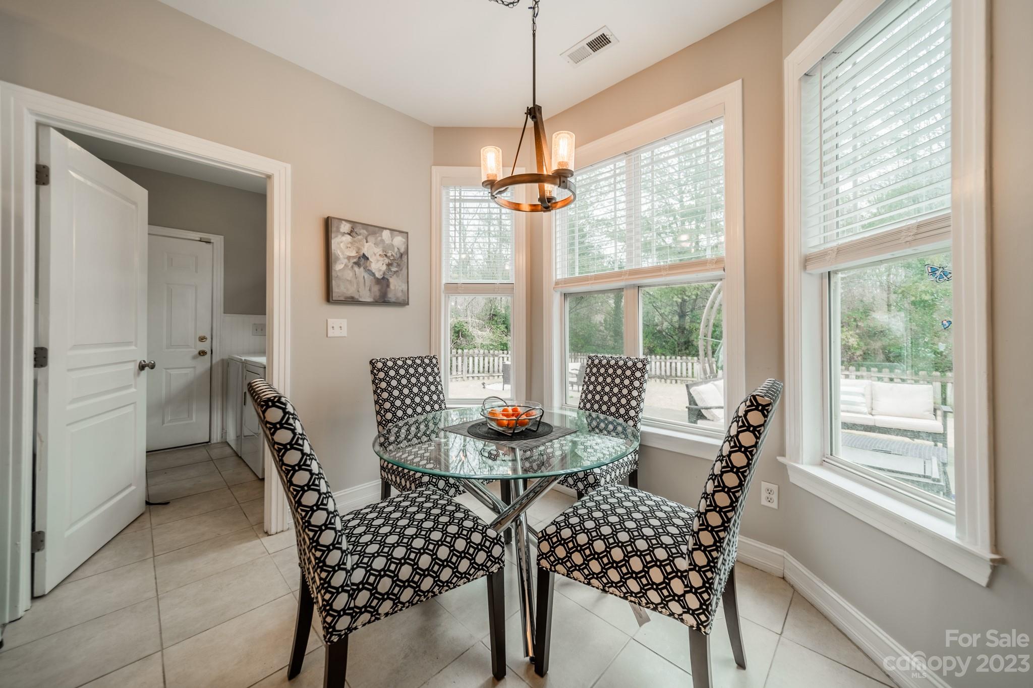 Mckenzie Place - Residential