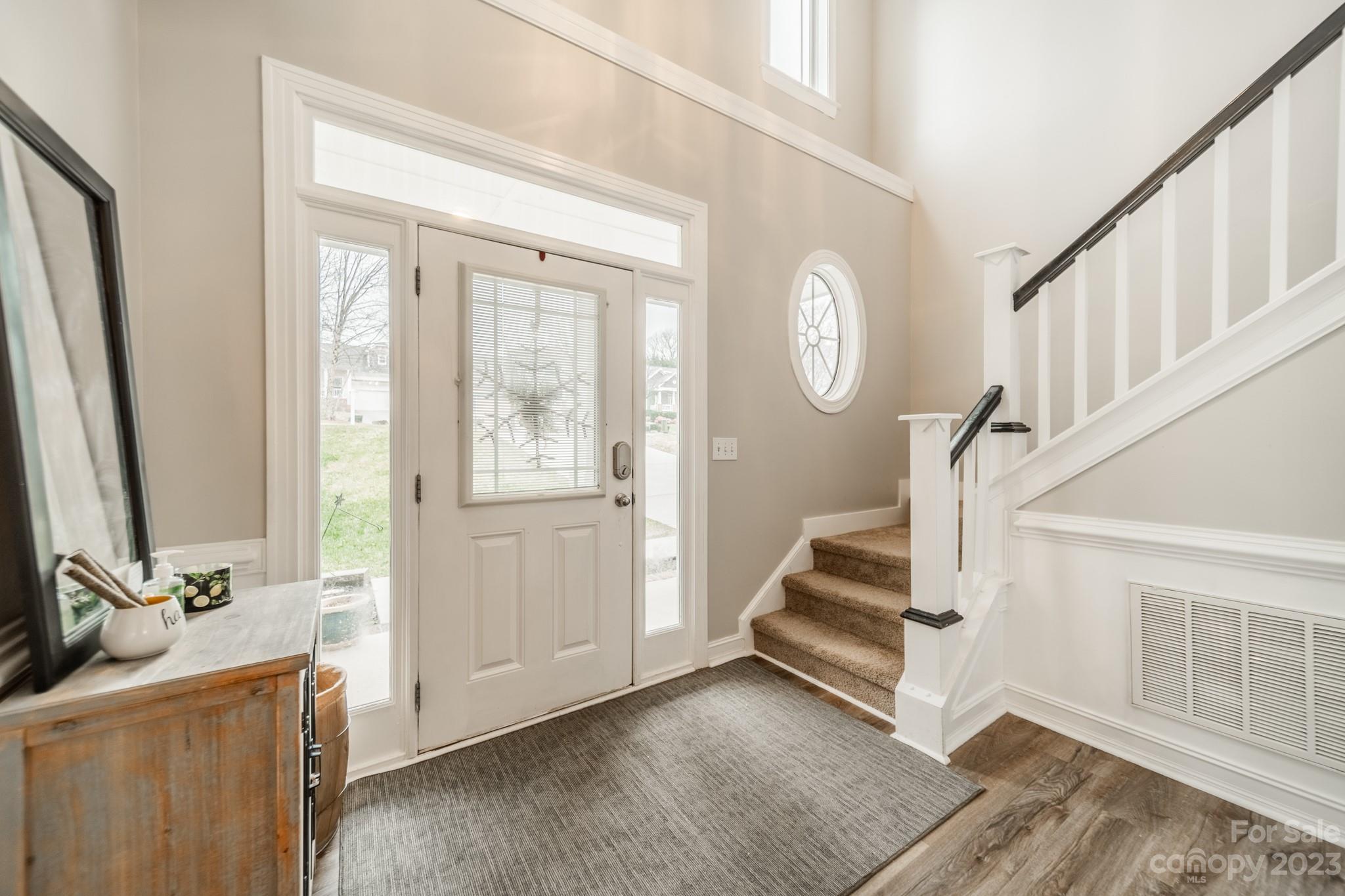 Mckenzie Place - Residential