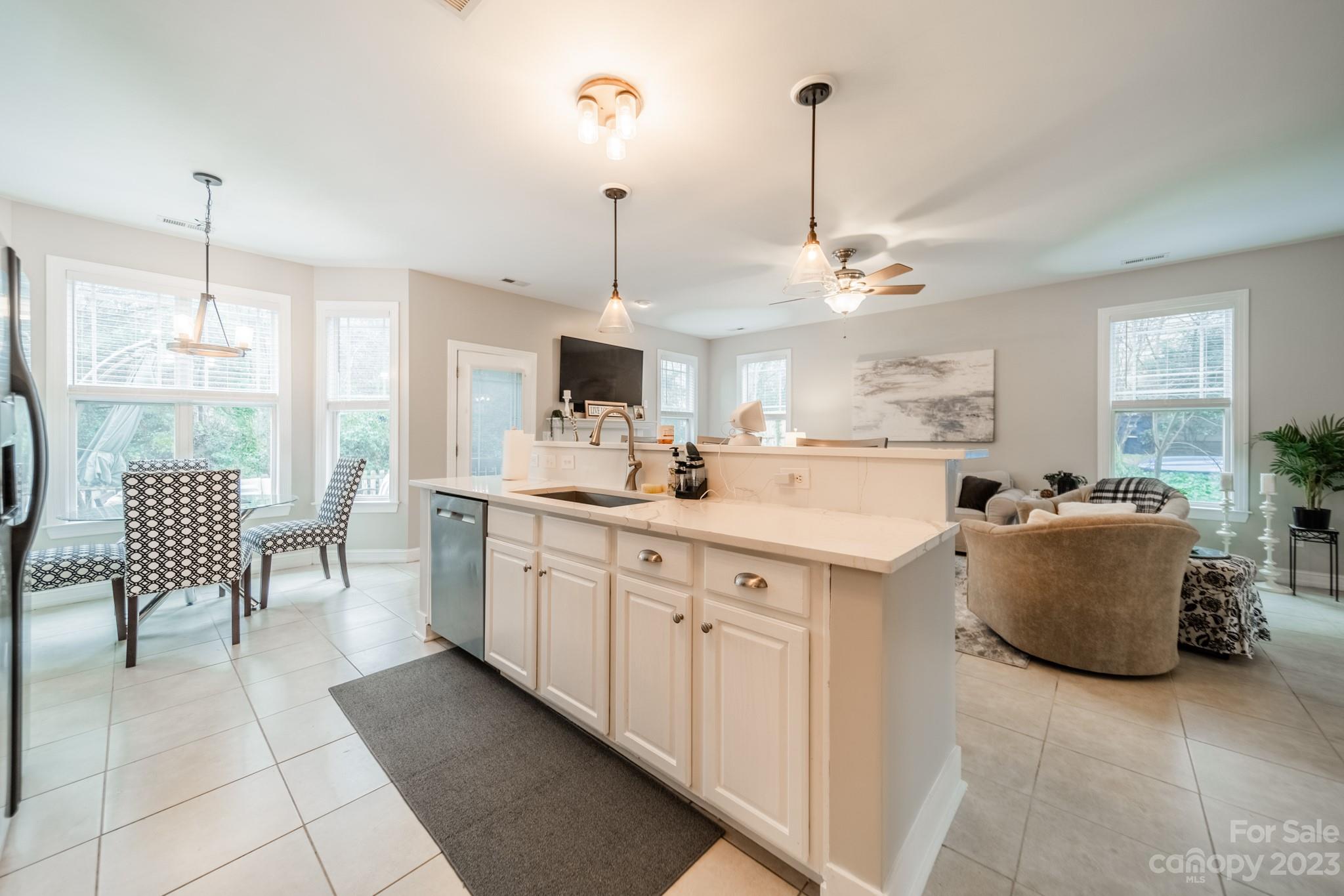 Mckenzie Place - Residential