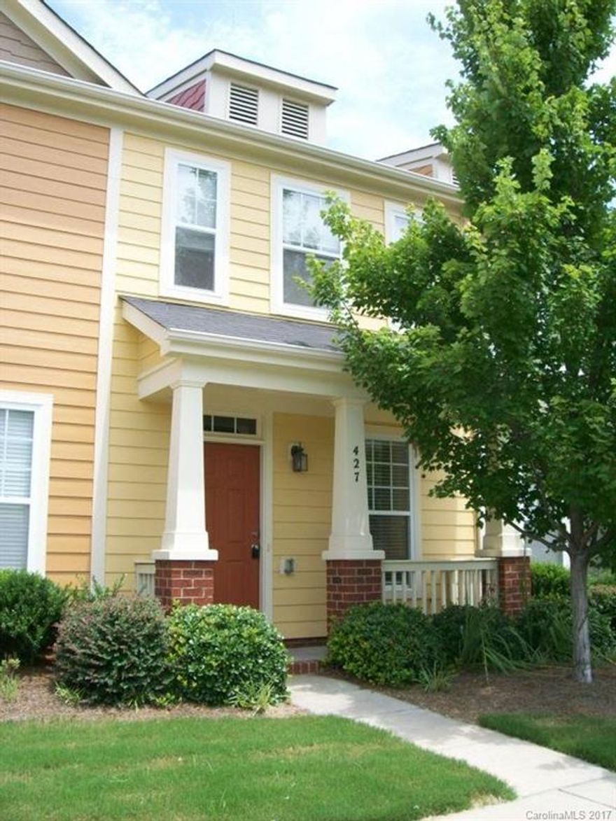 This 2 story townhome features 2 large bedrooms each with their own full bath and over 1200 square feet. The main level has an open concept living room with laminate floors and fireplace, dining area and great kitchen with lots of cabinets and stainless steel appliances. Master has vaulted ceiling, large closet space and dual vanity in it's bathroom. This townhome also has an enclosed patio. Located off Freedom Dr. and Morehead. 2 blocks from I-77 and close to BOA Stadium, Uptown and I-85.