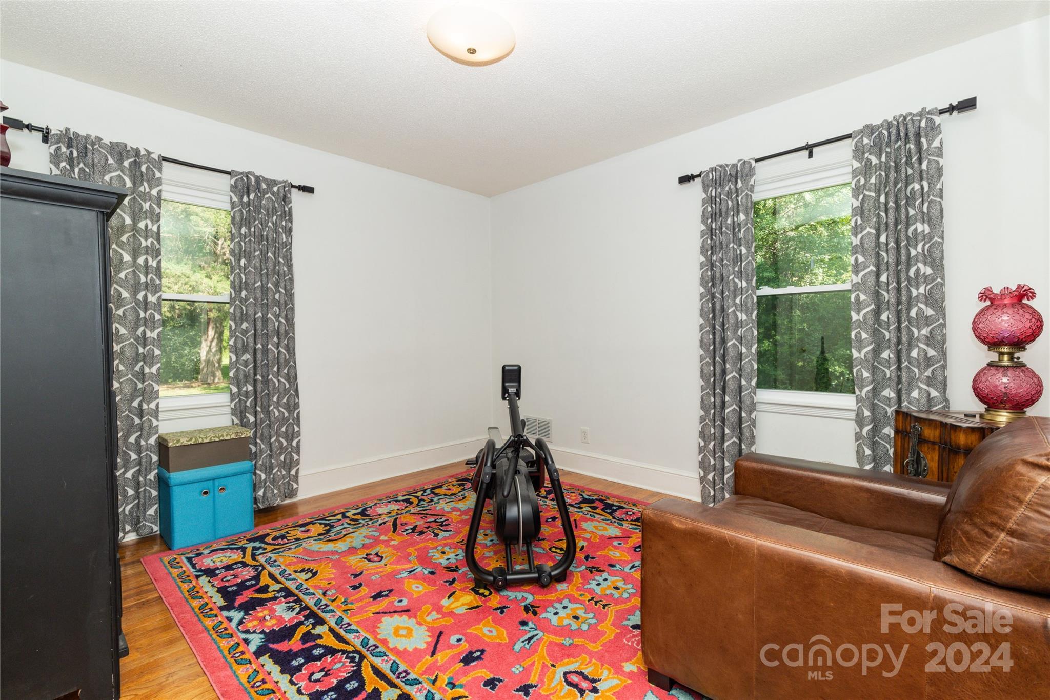 Country Club Estates - Residential