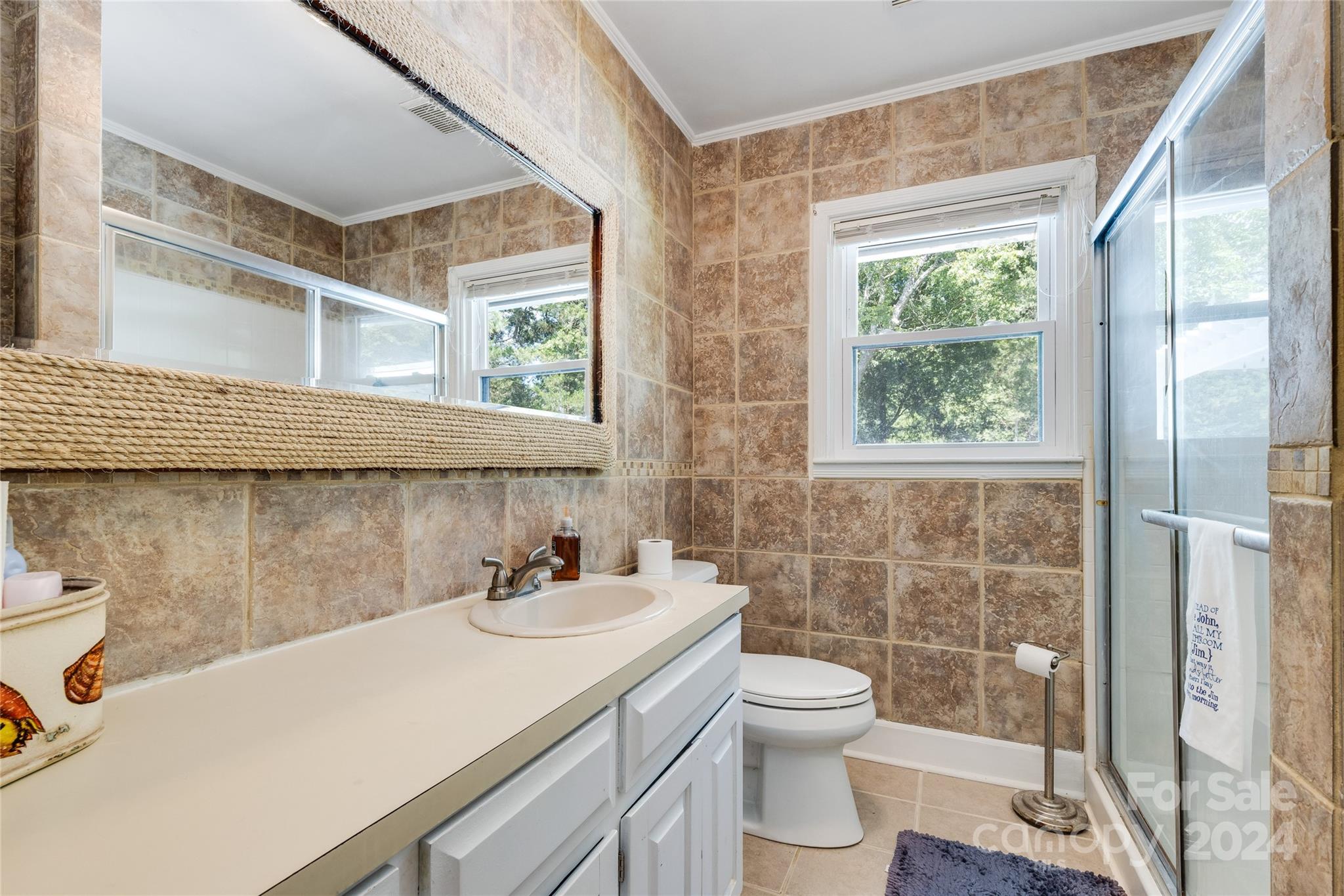 Country Club Estates - Residential