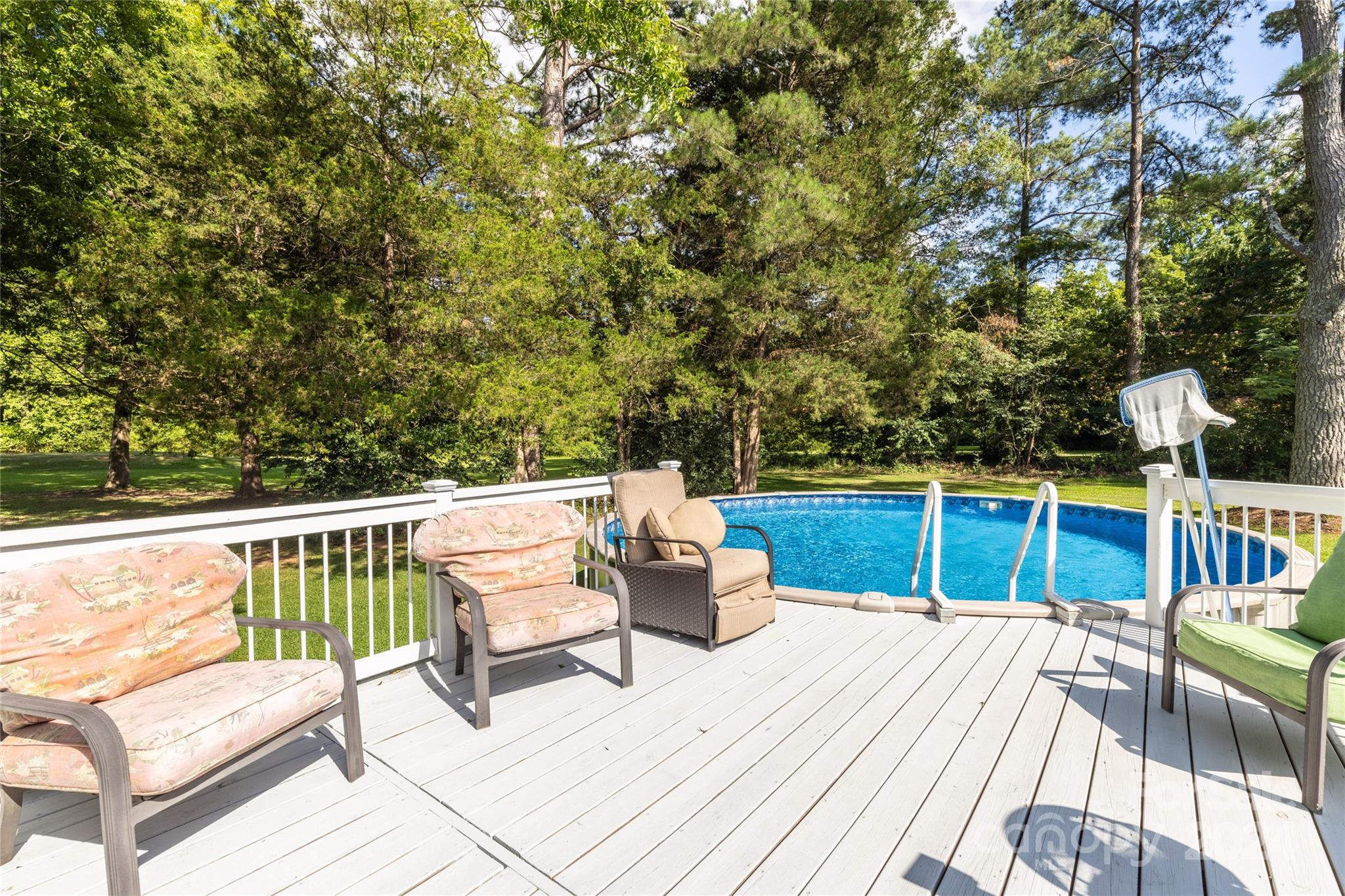 Country Club Estates - Residential