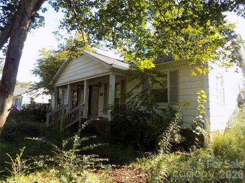 Photo of 163 Downey Lake Road, Dallas, NC 28034 (MLS # 4433452)
