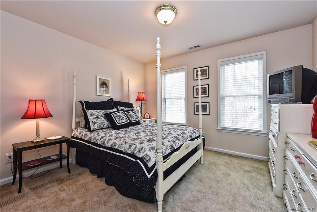 Mt Isle Harbor - Residential