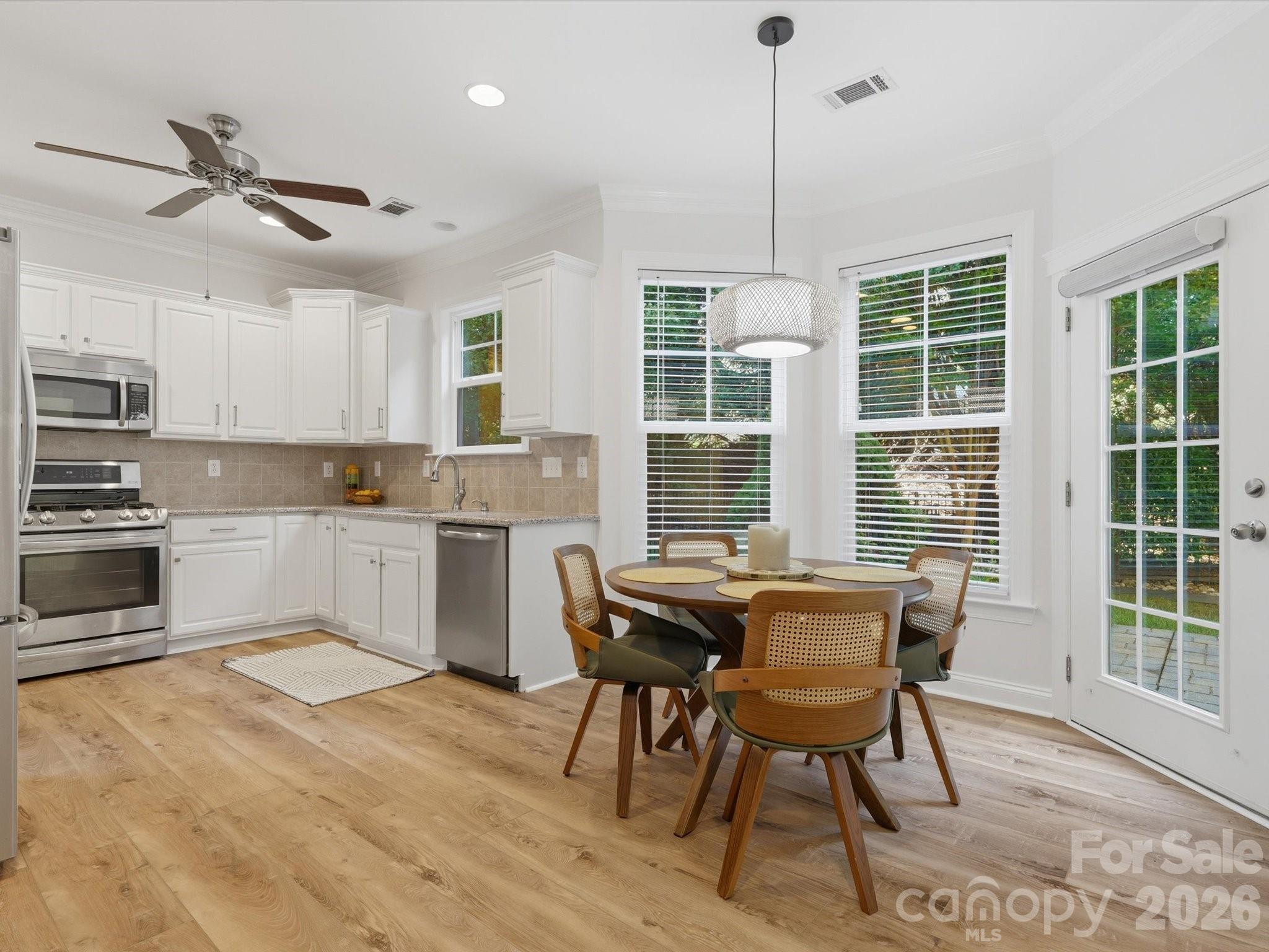 1022 Fleming Lane