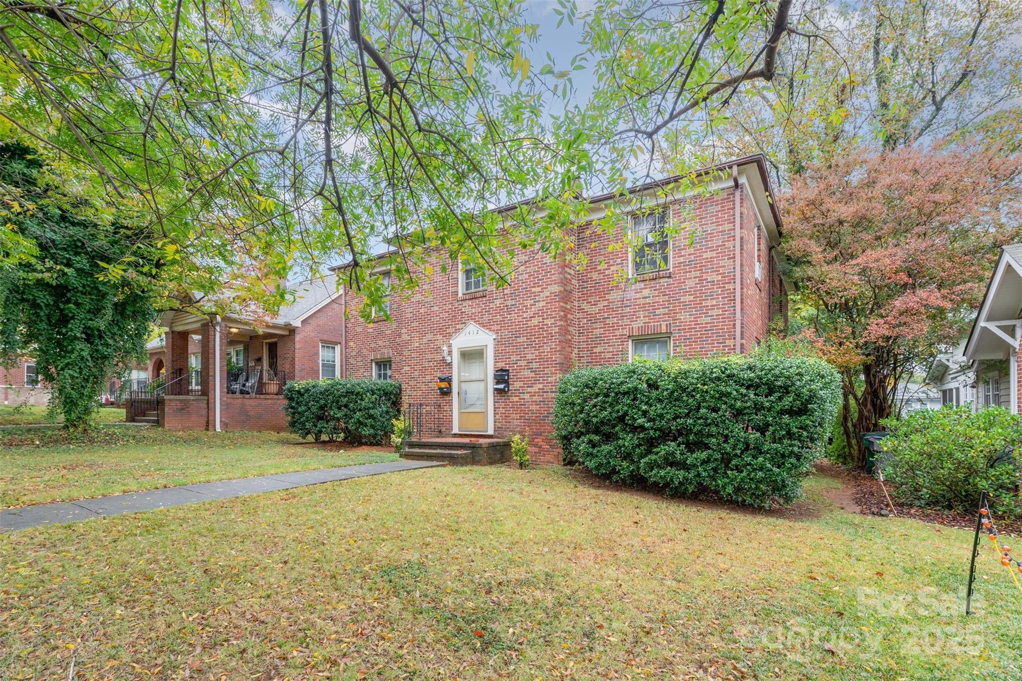 1412 Kenilworth Avenue