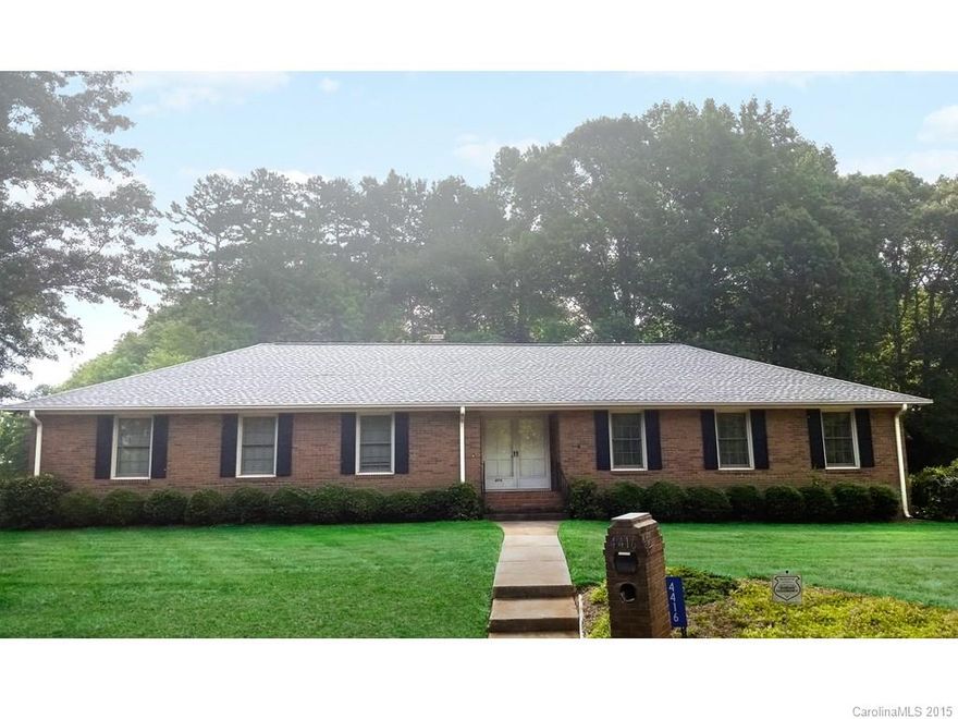 Brick ranch w/sideload 2 car garage,1+ acre lot on 14th green/Pine Lake Country Club!!
GR w/vaulted ceiling/large masonry,gas logged FP. FRML DR & LR w/hardwood flrs. HRWD flrs under GR carpet & secondary bedroom carpet.  Hardwoods in master bedroom.  Some updating done.Granite vanities and tile floors and tub surround, tile in master bath as well. Patio overlooking 14th green at Pine Lake Country Club. Irrigation, cul-de-sac locale. Recently appraised to determine list price.