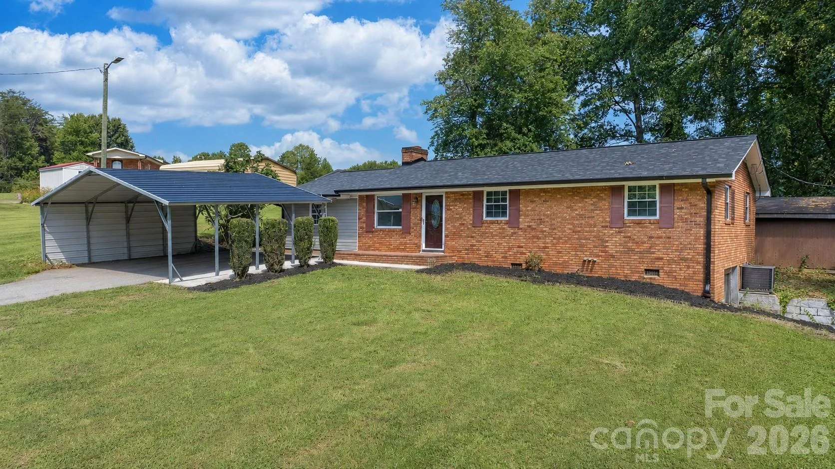 2823 39th Avenue NE, Hickory, NC, 28601