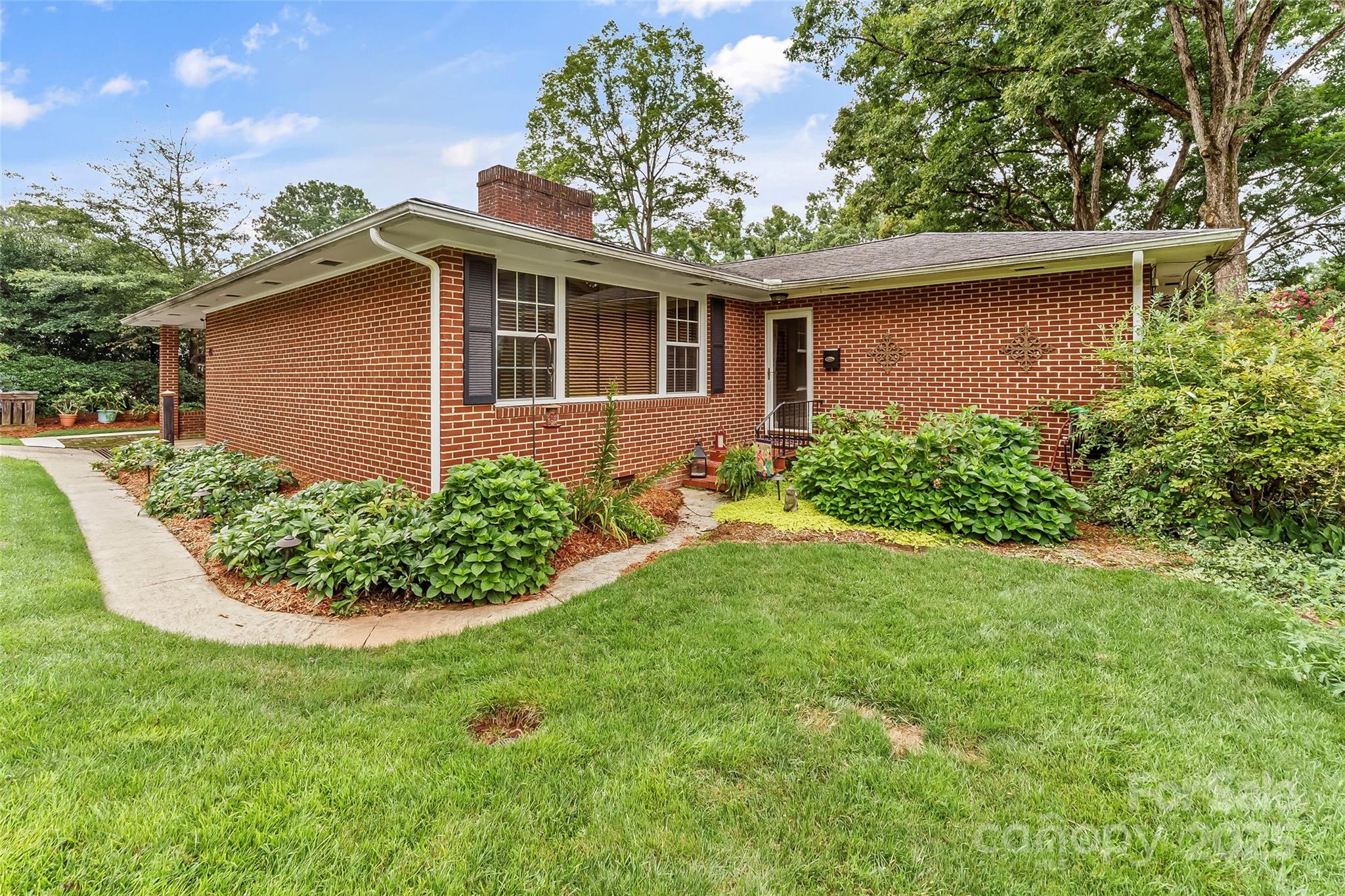 213 West Park Drive