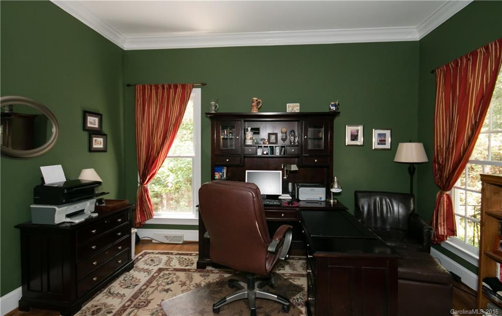 The Harbour at the Pointe - Residential