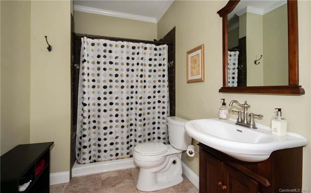 The Harbour at the Pointe - Residential