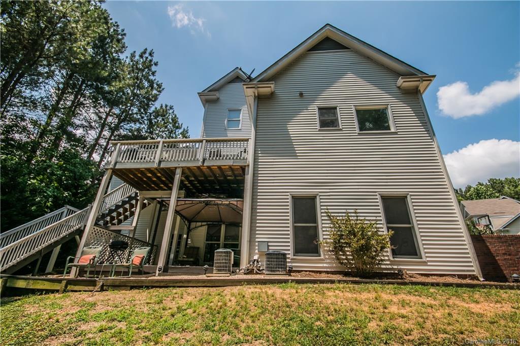 The Harbour at the Pointe - Residential