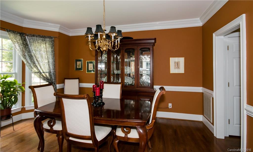 The Harbour at the Pointe - Residential