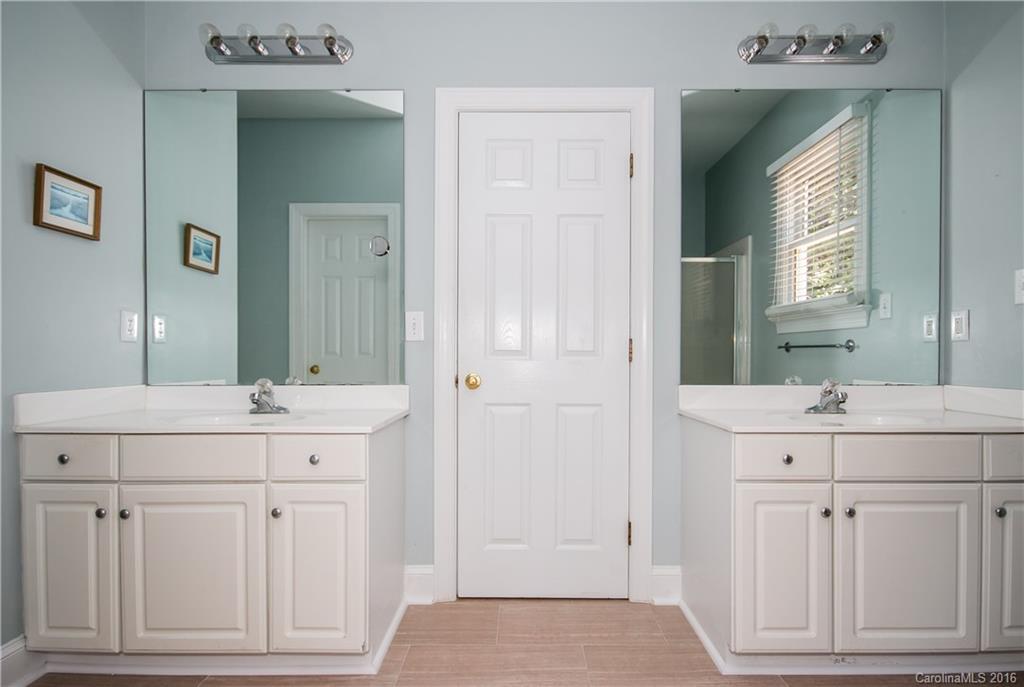 The Harbour at the Pointe - Residential