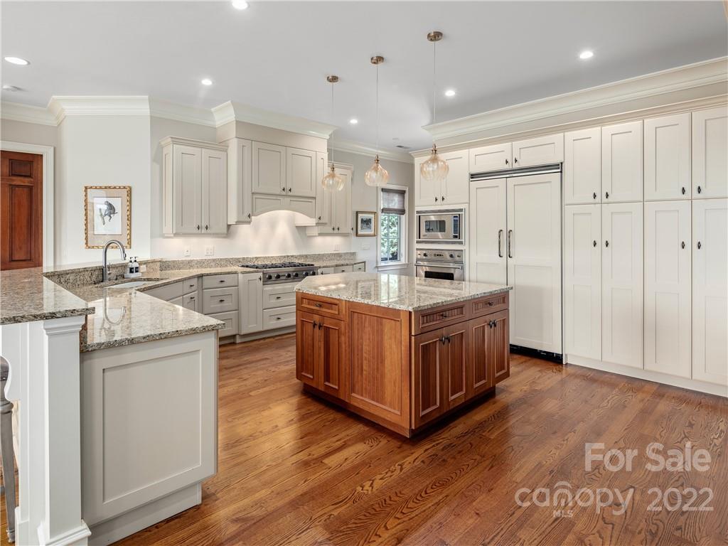 The Cliffs at Walnut Cove - Residential