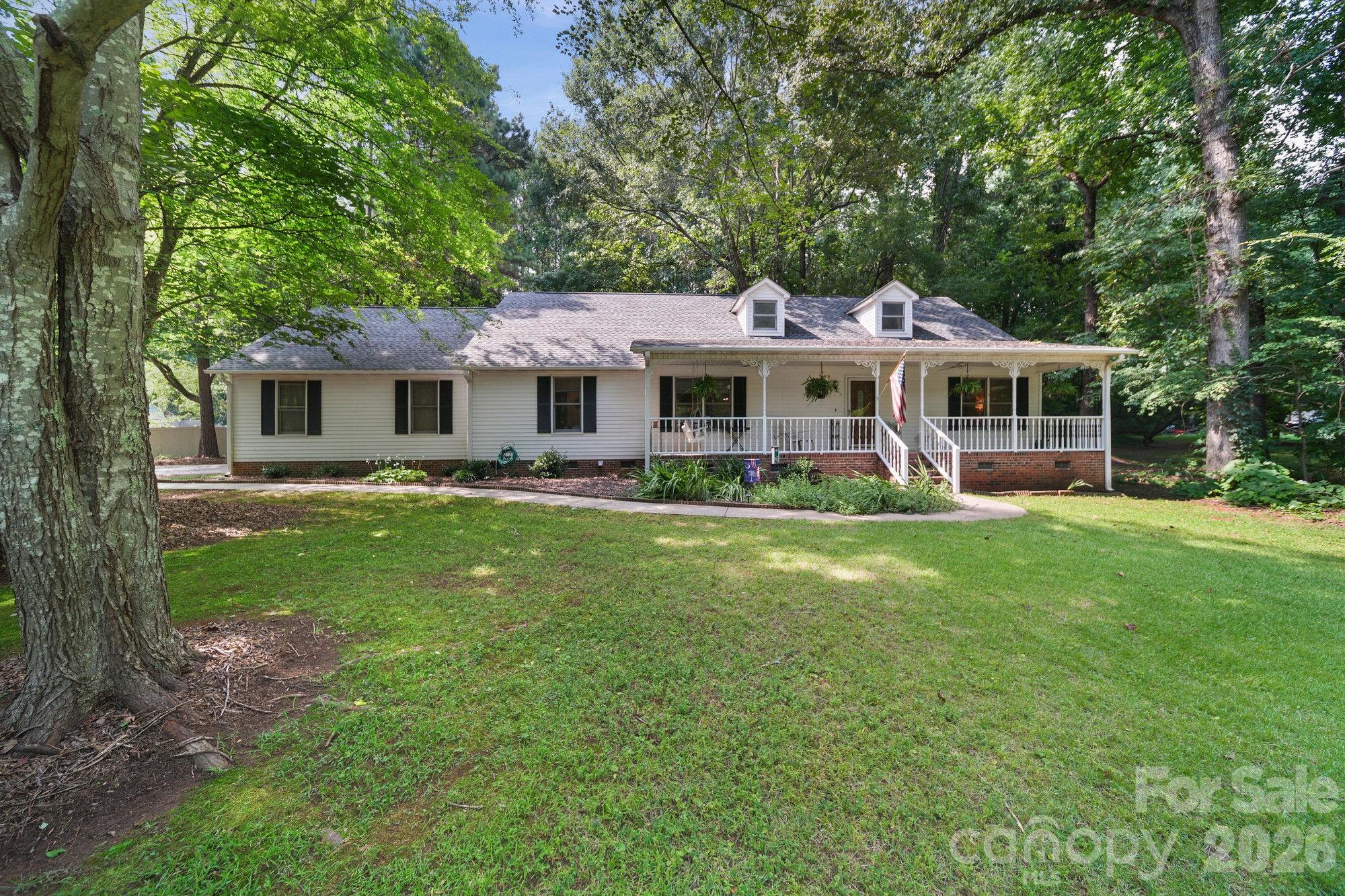 832 Old Cedar Circle, York, SC, 29745