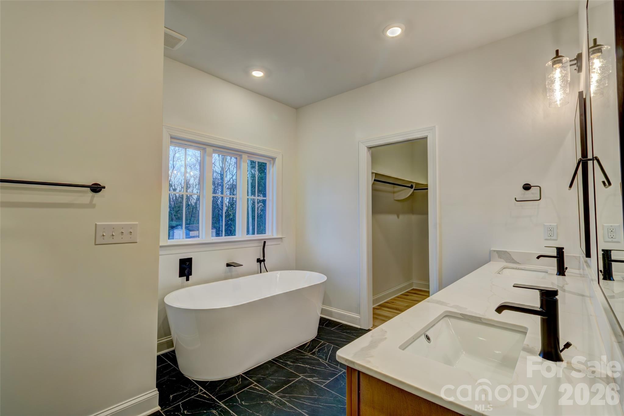 Harbor Point - Residential