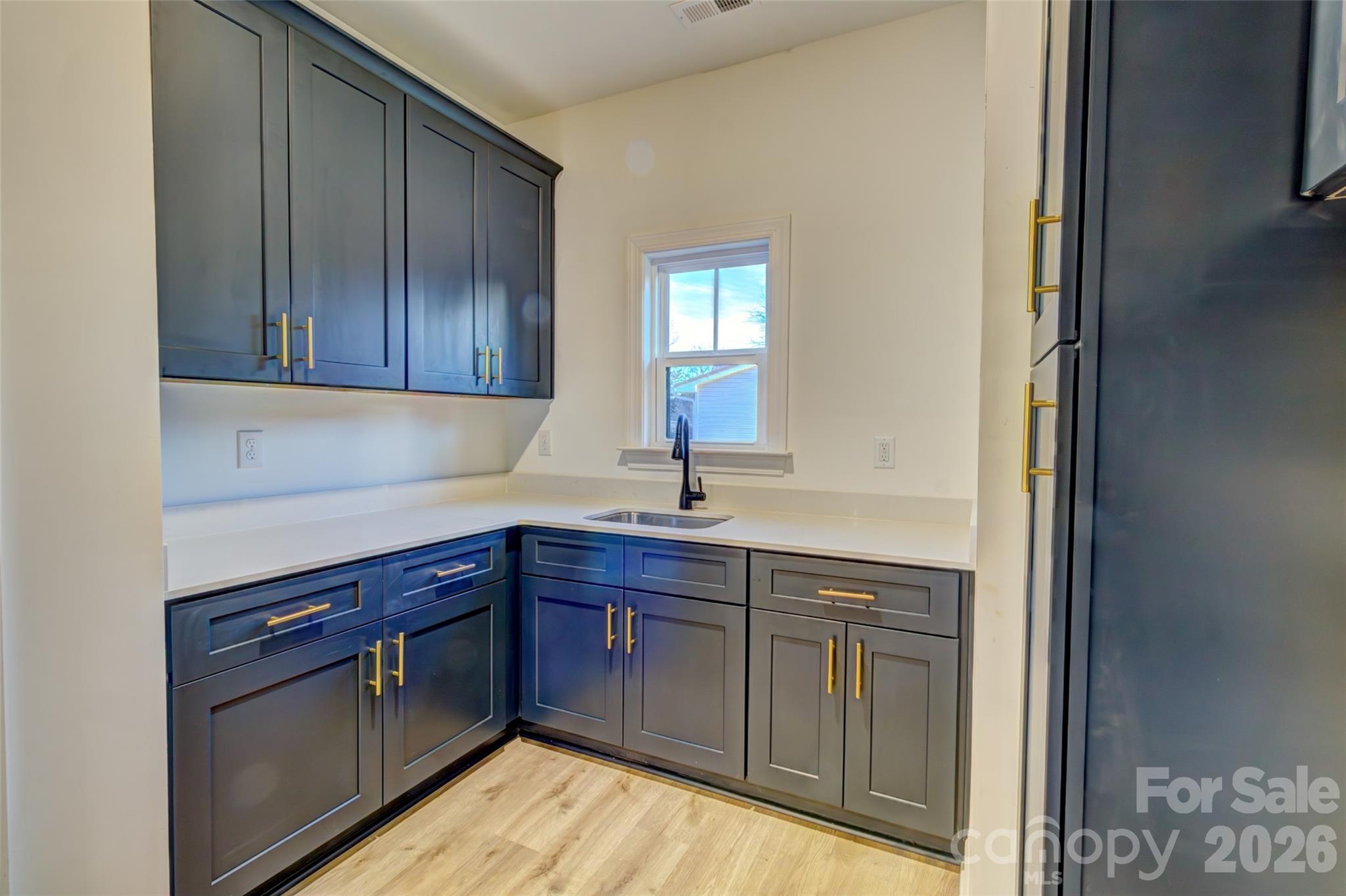 Harbor Point - Residential