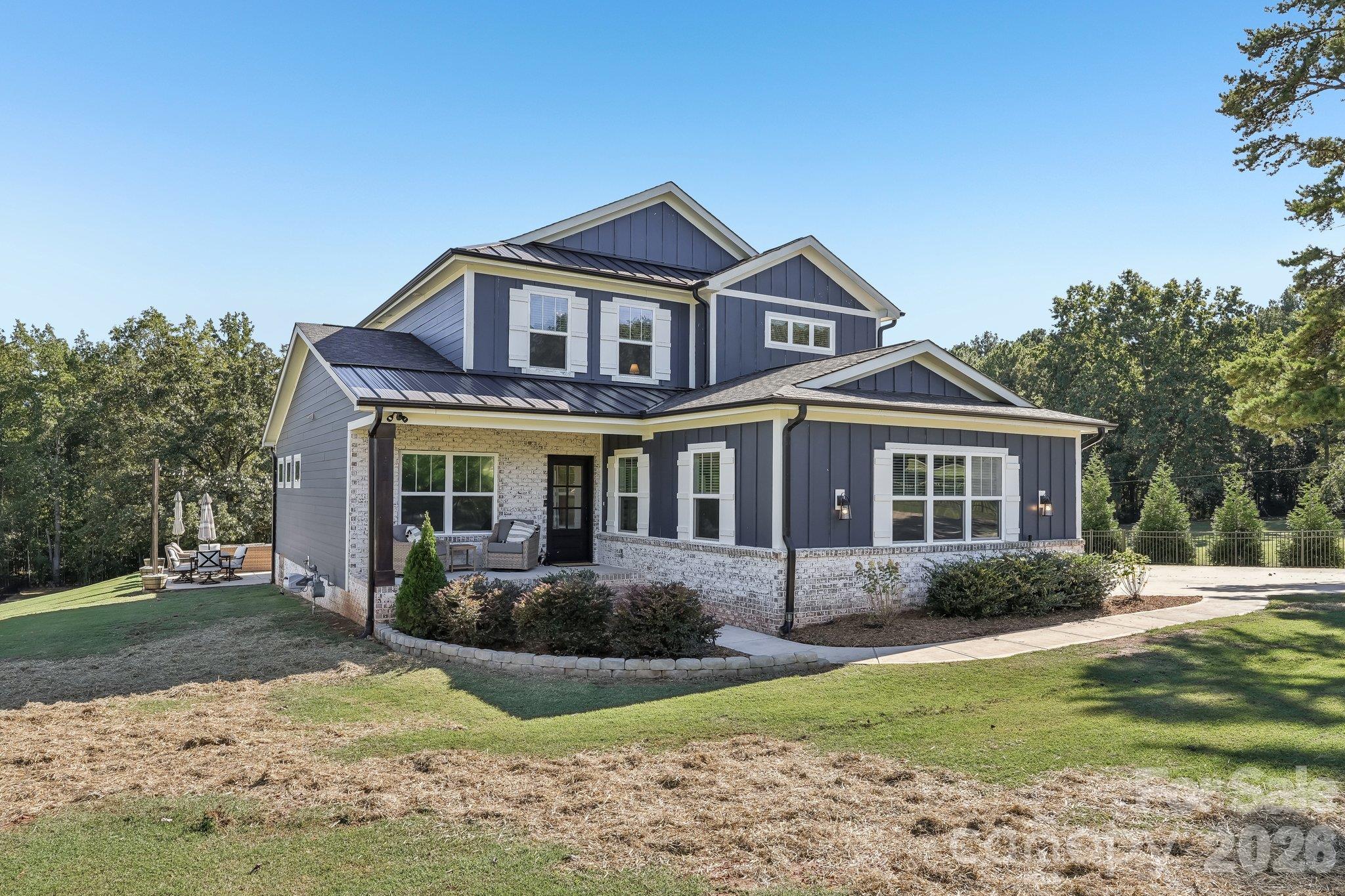 952 Armstrong Road